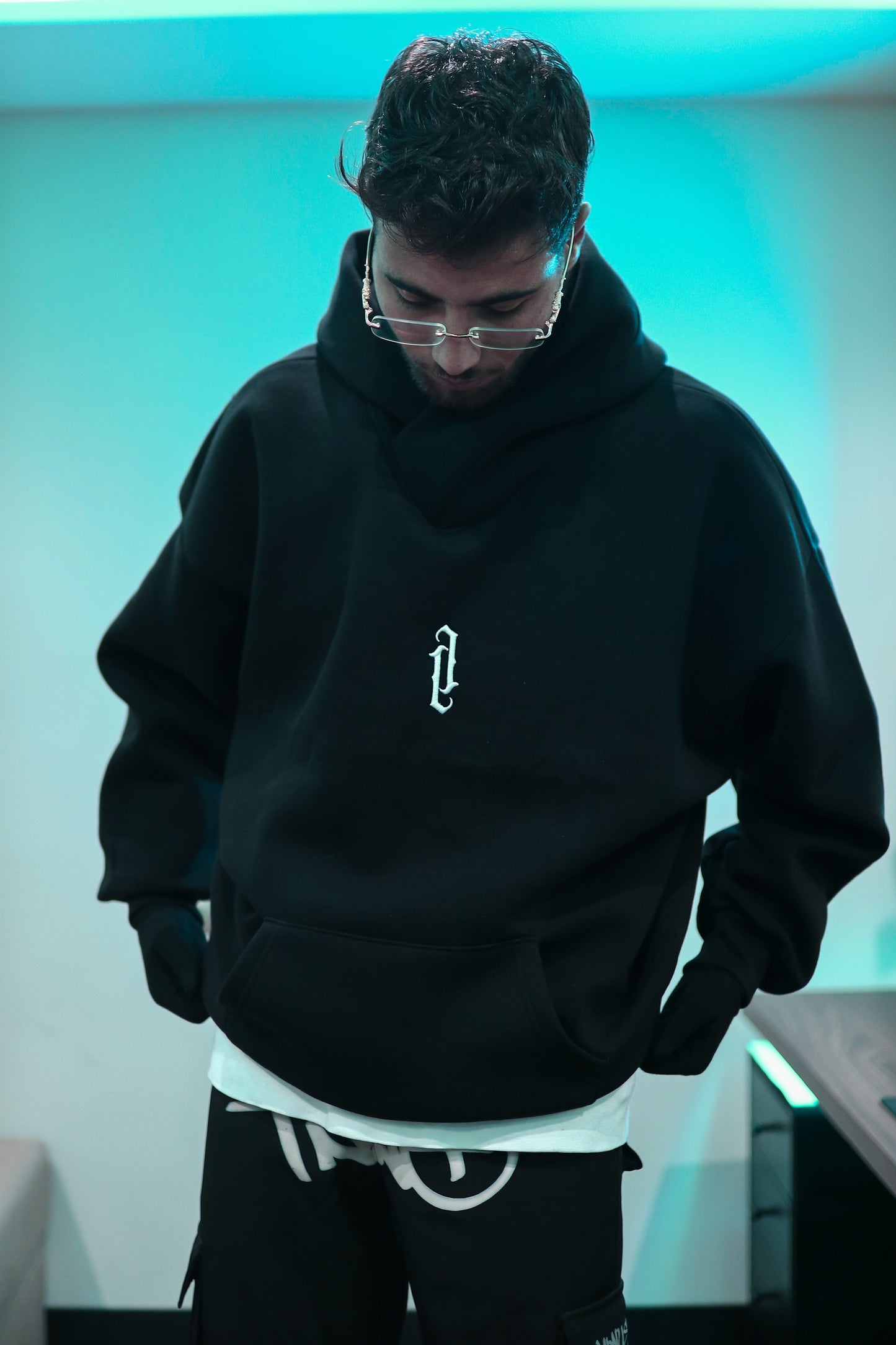 QUTSH FULL FACE Hoodie