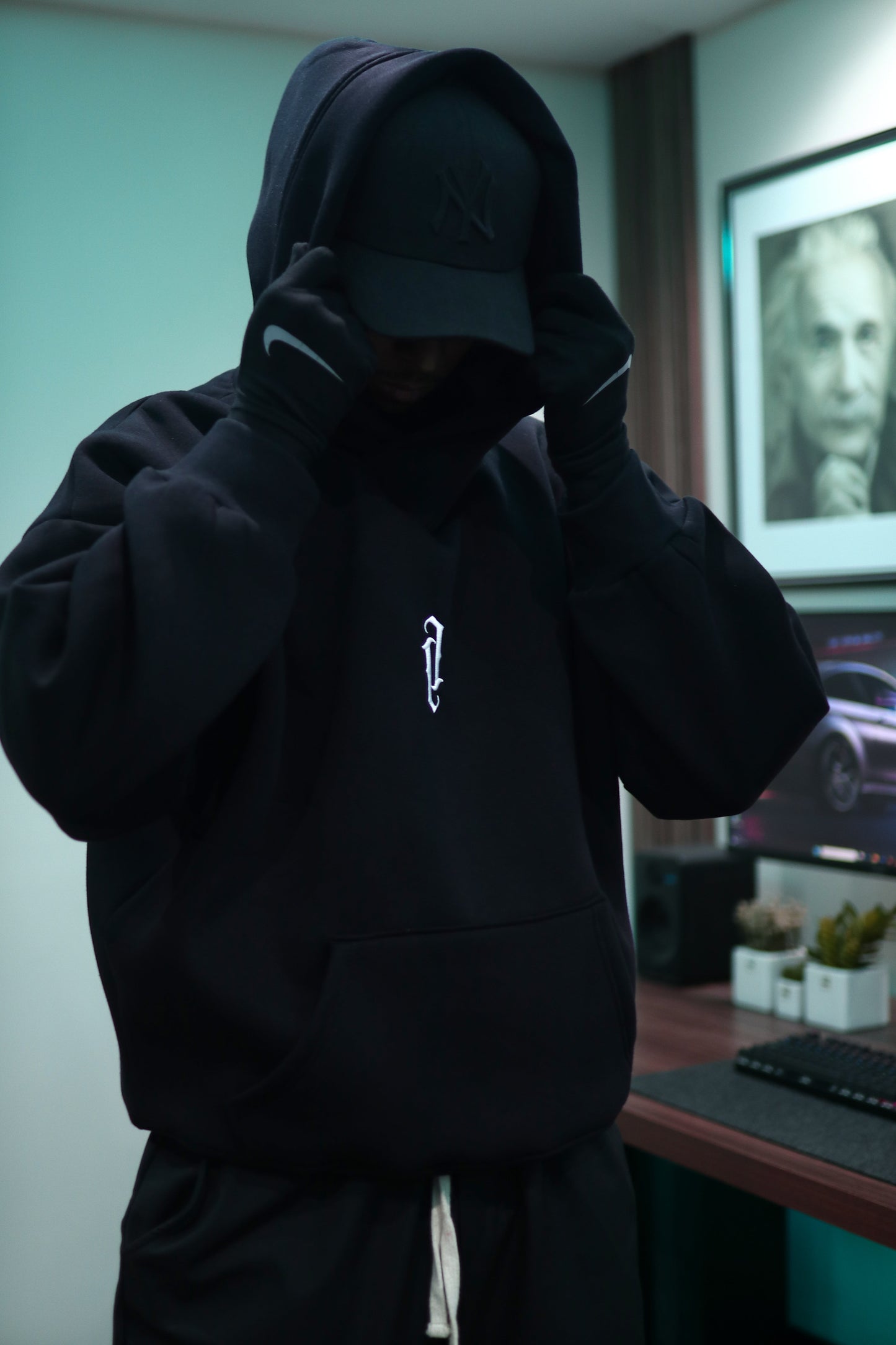 QUTSH FULL FACE Hoodie